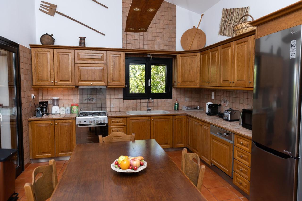 Nerotriviá Kouvelia Country Home Luxury Villa Rental מראה חיצוני תמונה